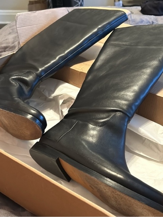 VINCE Riding boots (2022) - Picture 8 of 10